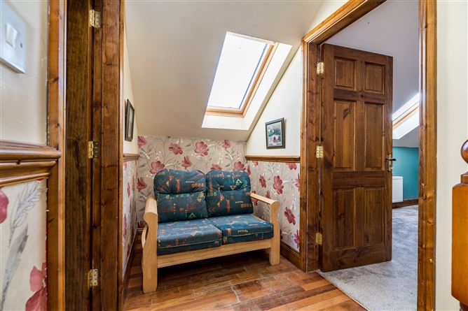 Roseanllis Village, Mountmellick, Laois