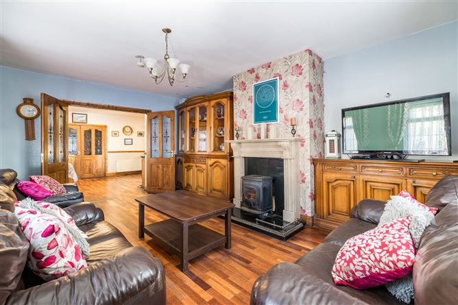 Roseanllis Village, Mountmellick, Laois