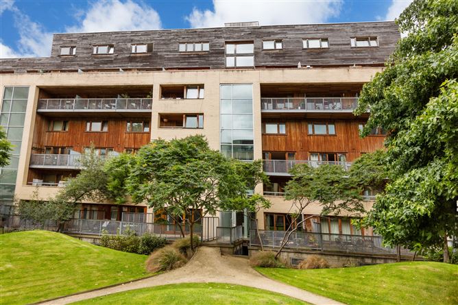 6 Block 11 Clarion Quay, IFSC, Dublin 1