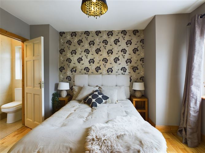 14 Waterside, Tulla Road Cappahard, Ennis, Co. Clare