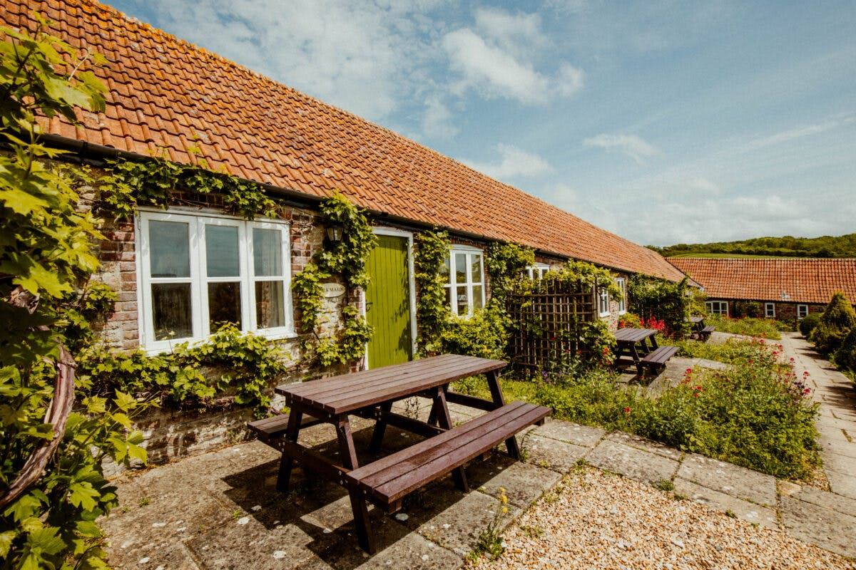 Eight Maids a Milking, Vacation Rental in Dorset, England, Chilcombe, Dorset