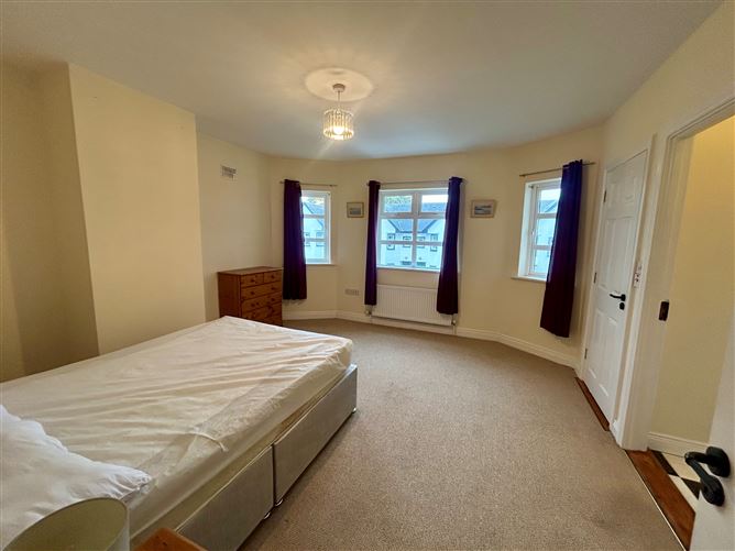 9 Ard Alainn, Carrick-on-Shannon, Leitrim