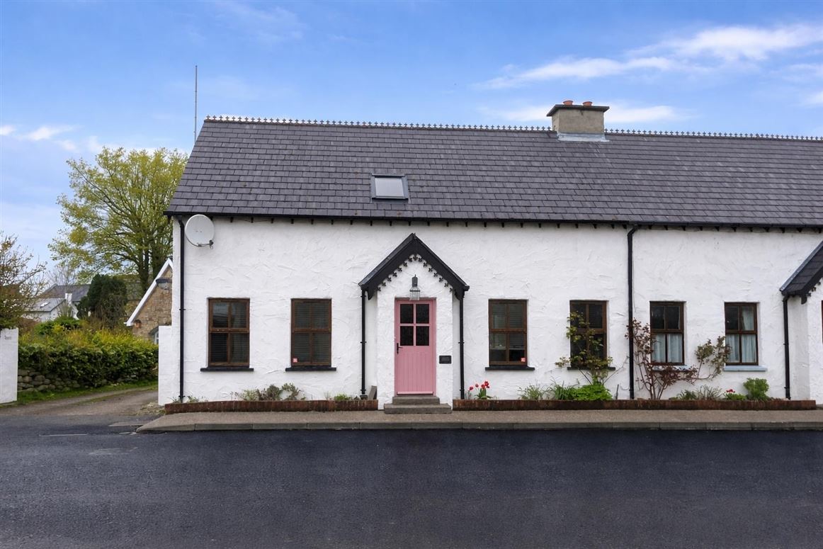 Seanua Cottage, 1 Wheelie Lea, Pound Street, Ramelton, Co. DOnegal