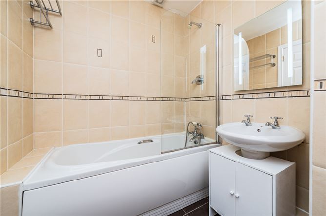Photo 21 of 36 — 1A Maryfield Court, Monread Road, Naas, Co. Kildare