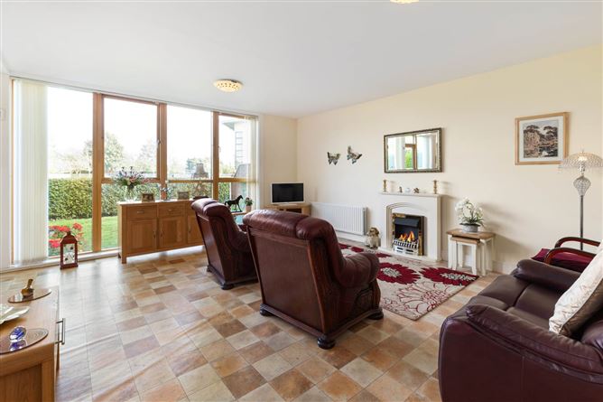 2 Knightsbridge Court, Knightsbridge Village, Trim, County Meath