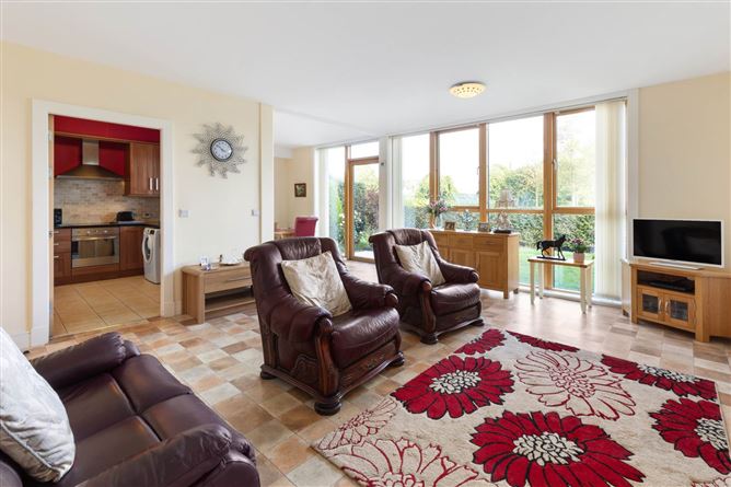 2 Knightsbridge Court, Knightsbridge Village, Trim, County Meath