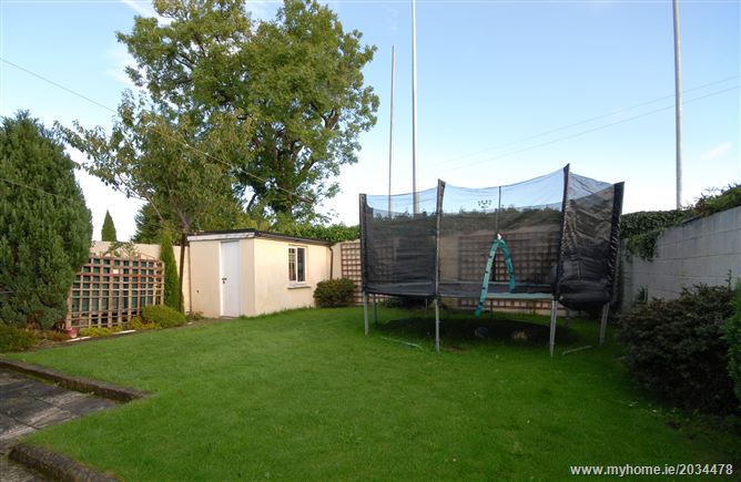 Photo 22 of 28 — 88 KINCORA GROVE, Clontarf, Dublin 3