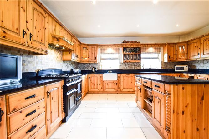 Top Road, Longford, Aherlow, Co. Tipperary