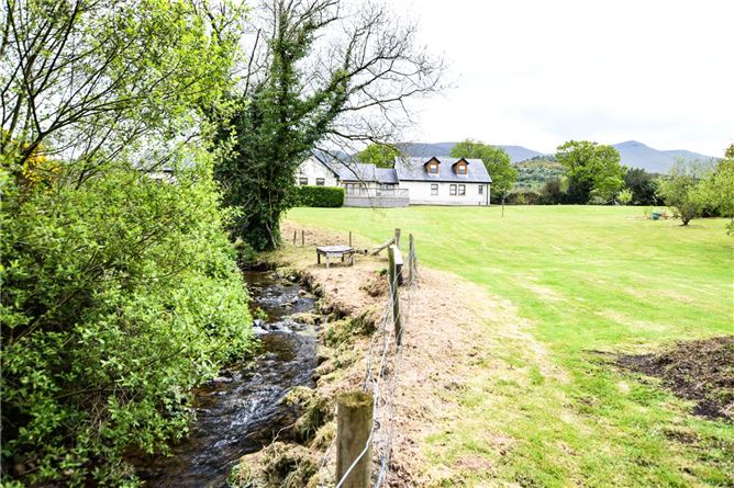 Top Road, Longford, Aherlow, Co. Tipperary