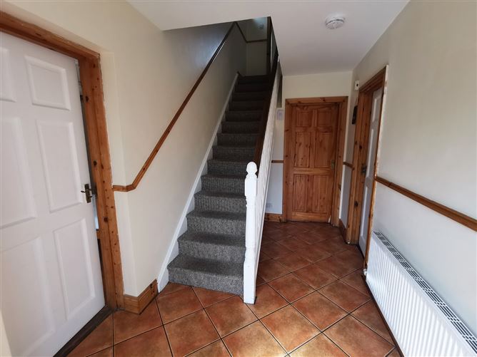 17 Carraig Dubh, Tobarteascain, Ennis, Co. Clare - Dng O'sullivan 