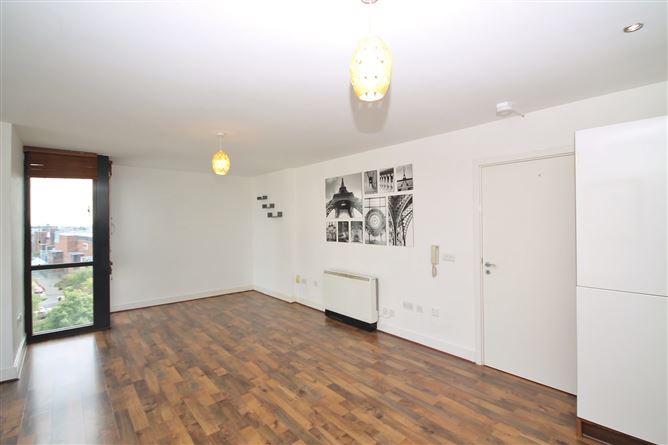 48 Allen Hall, Belgard Square, Tallaght, Dublin 24