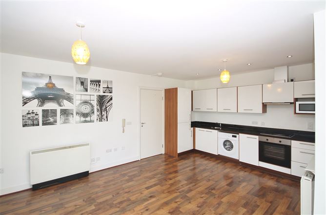 48 Allen Hall, Belgard Square, Tallaght, Dublin 24