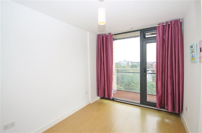 48 Allen Hall, Belgard Square, Tallaght, Dublin 24