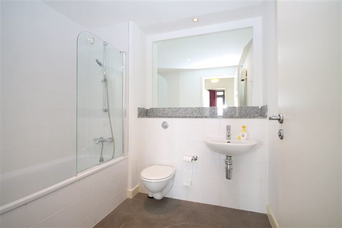 48 Allen Hall, Belgard Square, Tallaght, Dublin 24