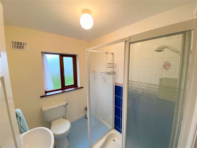 15 Creig na Coille , Oughterard, Galway