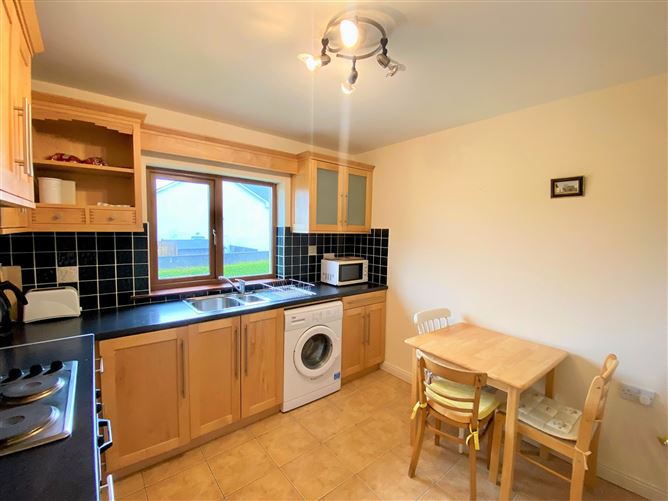 15 Creig na Coille , Oughterard, Galway
