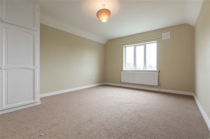 1 Oakridge, Clonattin , Gorey, Wexford