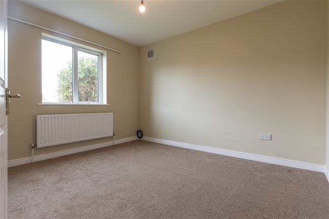 1 Oakridge, Clonattin , Gorey, Wexford