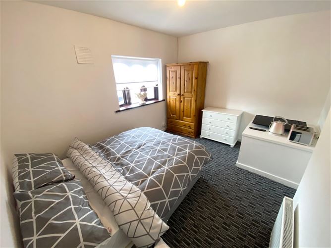 Dromcarra Avenue, Tallaght, Dublin 24 (Double Room To Rent)