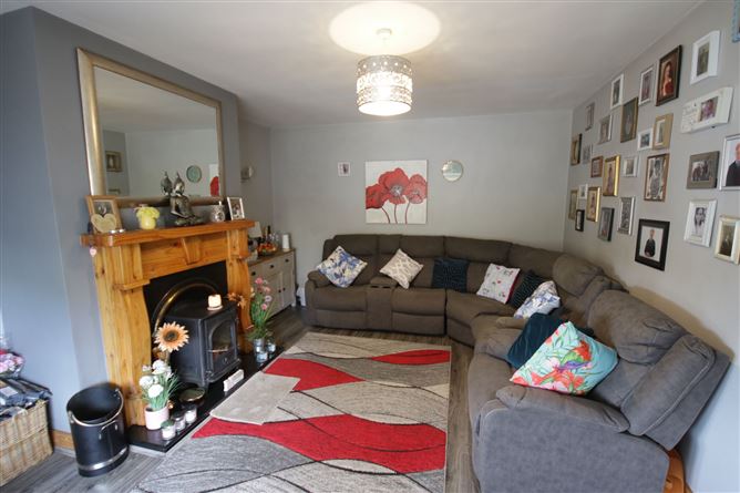 18 Mooreville Estate, Rathdowney, Laois
