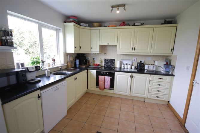 18 Mooreville Estate, Rathdowney, Laois