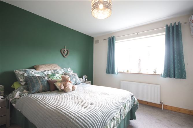 18 Mooreville Estate, Rathdowney, Laois