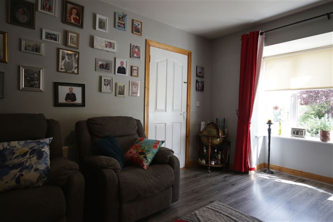 18 Mooreville Estate, Rathdowney, Laois