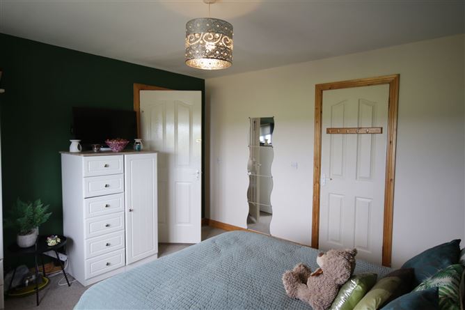 18 Mooreville Estate, Rathdowney, Laois