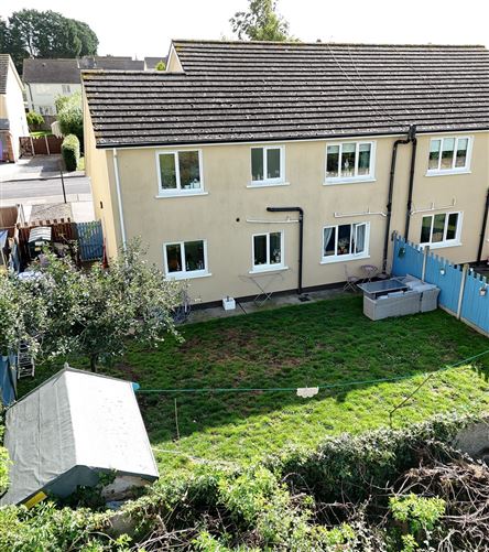 18 Mooreville Estate, Rathdowney, Laois