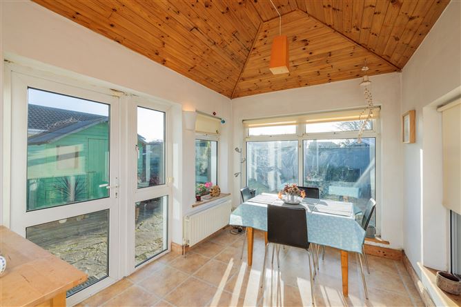 12 CASTLE VILLAGE COURT, Celbridge, Kildare