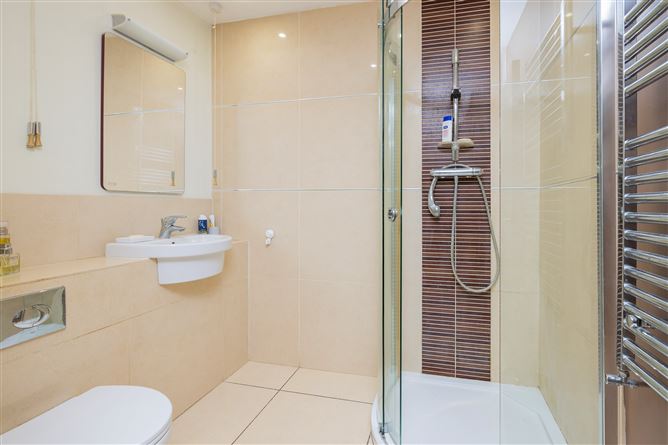 12 CASTLE VILLAGE COURT, Celbridge, Kildare