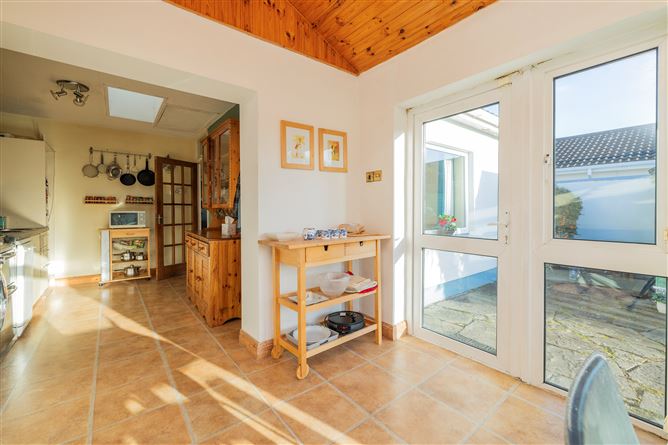 12 CASTLE VILLAGE COURT, Celbridge, Kildare