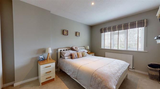 17 Cherry Court, Loughlinstown, Dublin 18