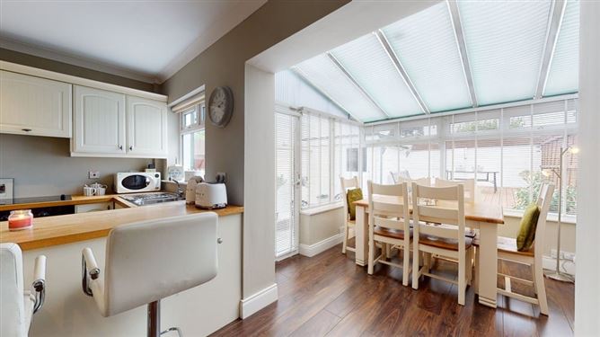 17 Cherry Court, Loughlinstown, Dublin 18