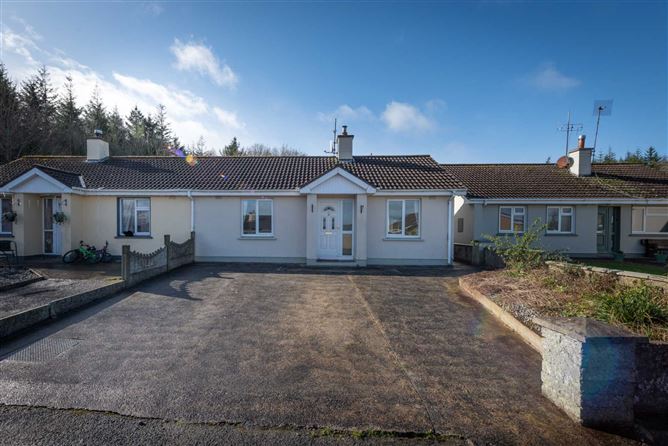 Main image for 23 Beechwood Grove, Portlaw, Co. Waterford