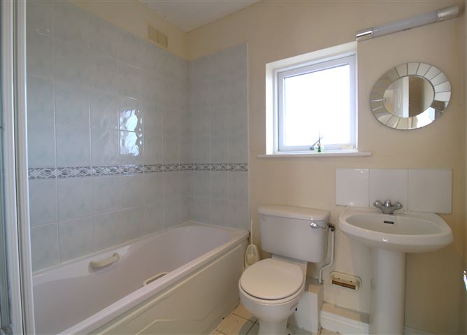 Luttrellstown Way, Castleknock, Dublin 15