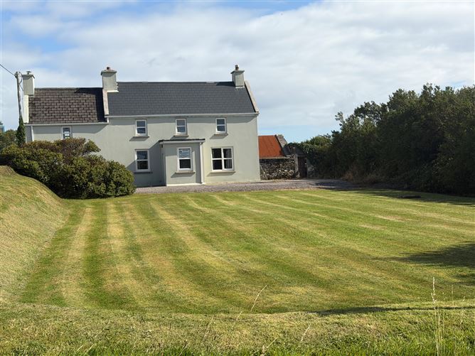 Ref 1245 - Substantial Farmhouse, Dungeagan, Ballinskelligs, Kerry