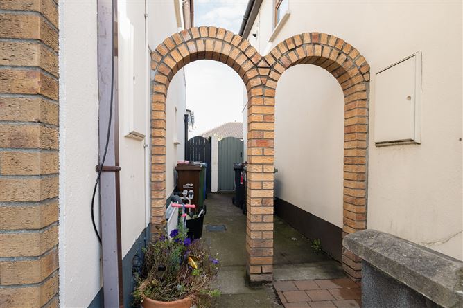 20 Glenpark Road, Woodfarm, Palmerstown, Dublin 20
