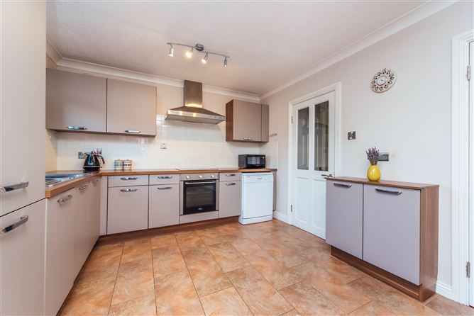 57 New Caragh Court, Naas, Kildare