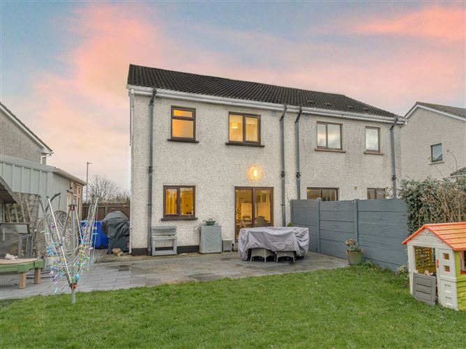 57 New Caragh Court, Naas, Kildare