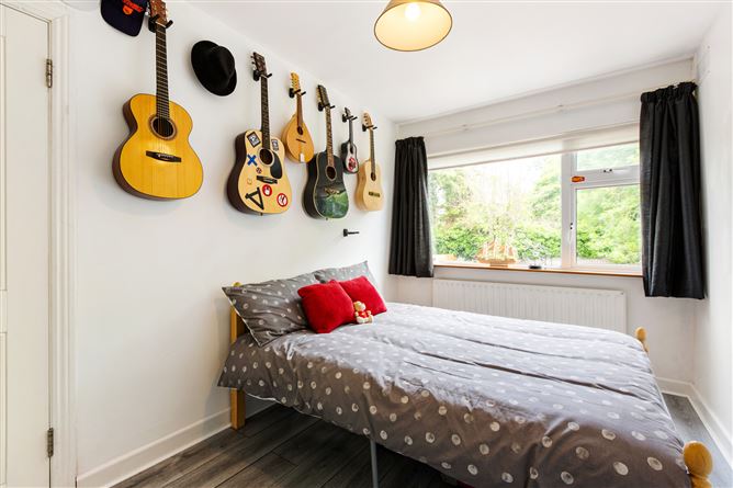 100 Watson Drive, Killiney, Co. Dublin