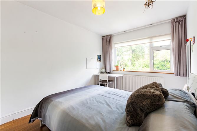 100 Watson Drive, Killiney, Co. Dublin