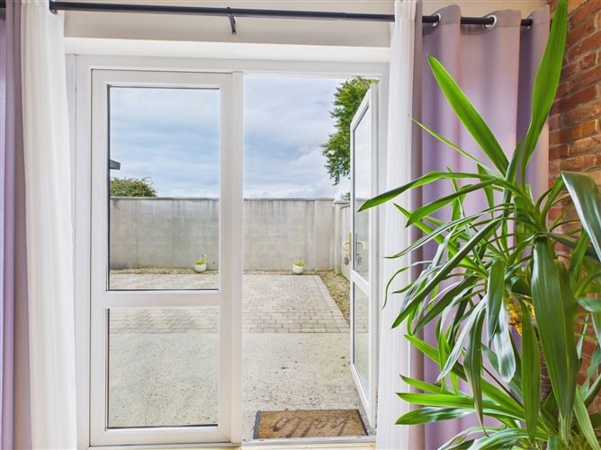 23 Baunoge, Loughrea, Co. Galway