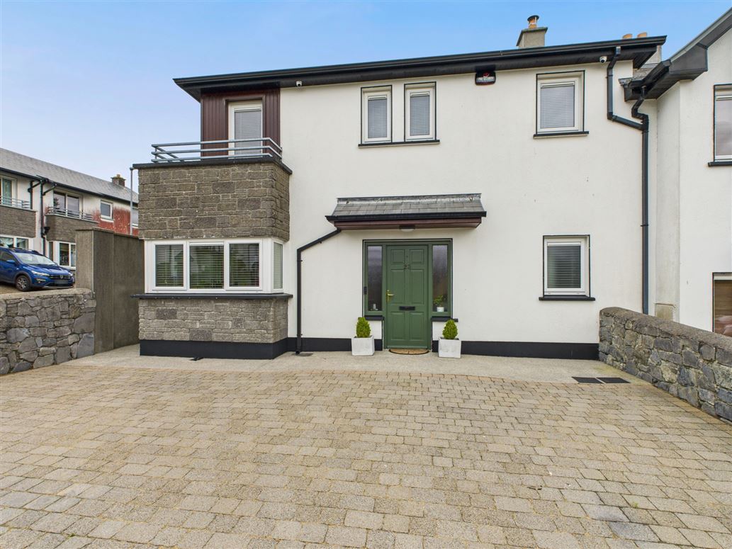 23 Baunoge, Loughrea, Co. Galway