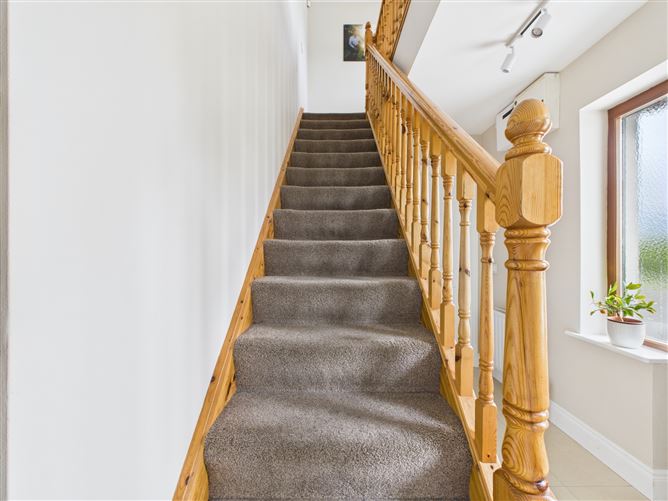 23 Baunoge, Loughrea, Co. Galway