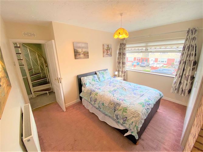 Albert College Park, Glasnevin, Dublin 9, D09YX07