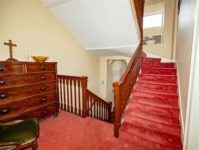 Photo 15 of 34 — 14 Oliver Plunkett St., Mullingar, Westmeath