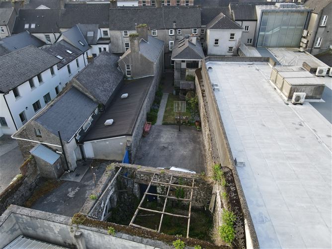 Photo 33 of 34 — 14 Oliver Plunkett St., Mullingar, Westmeath
