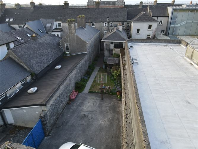 Photo 32 of 34 — 14 Oliver Plunkett St., Mullingar, Westmeath