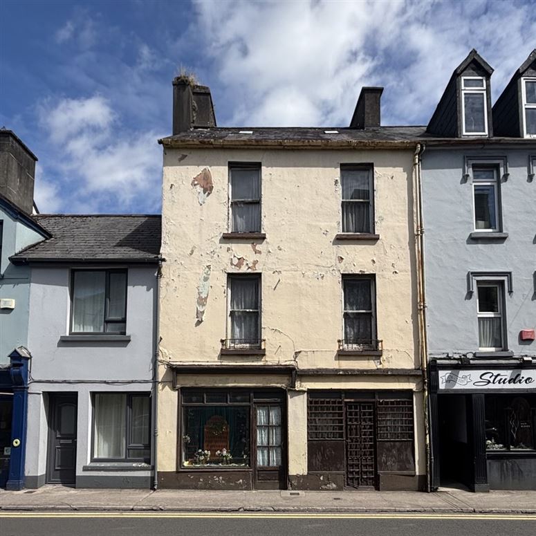 28 Main Street, Macroom, Co. Cork